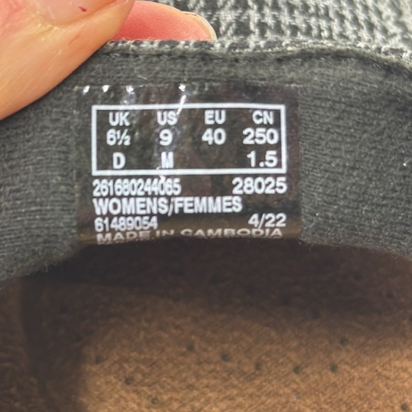 Clarks Grey Houndstooth Slip on Loafer Shoes size 9 - Picture 9 of 11